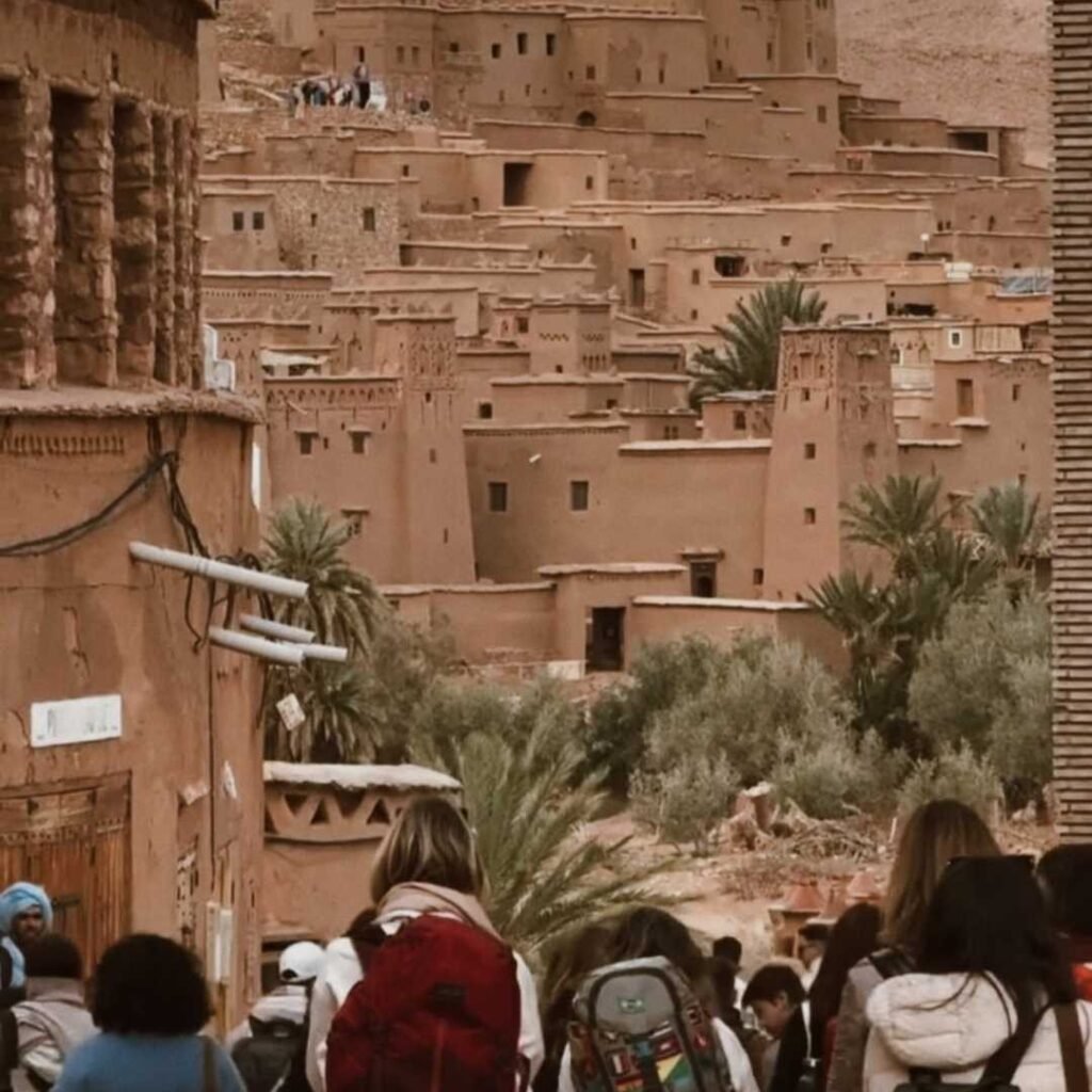 Tourists visiting Ait Ben Haddou during 4 Days Tour from Marrakech to Merzouga